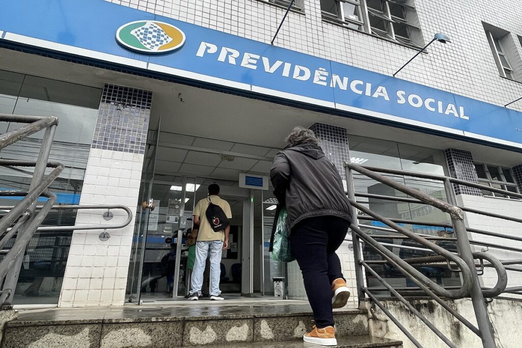 Agência do INSS retoma atendimento após furtos de cabos na unidade 2 inss