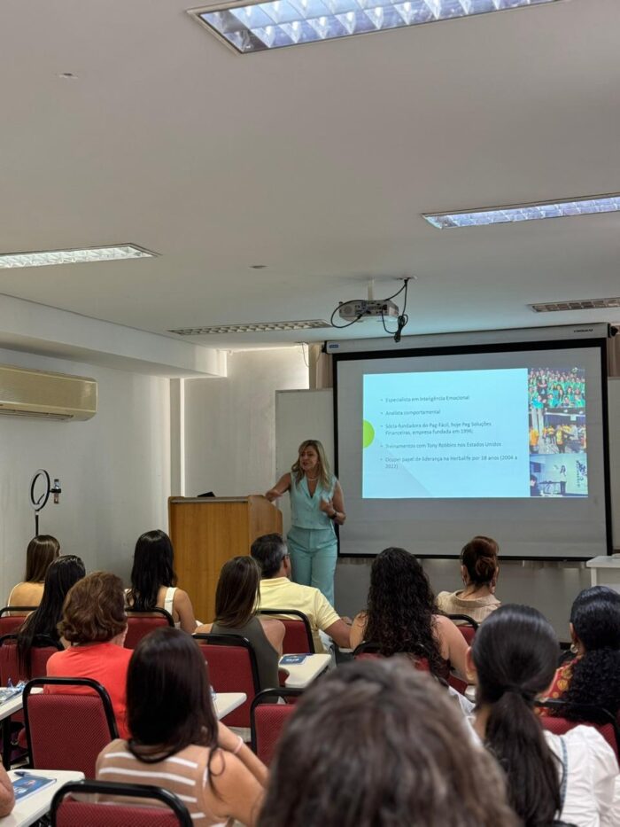 O sucesso começa pelo autoconhecimento: por que nenhuma mulher sustenta um negócio sem olhar primeiro para si 4 WhatsApp Image 2026 01 06 at 11.57.22