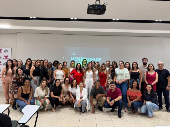 O sucesso começa pelo autoconhecimento: por que nenhuma mulher sustenta um negócio sem olhar primeiro para si 5 WhatsApp Image 2026 01 06 at 12.01.30