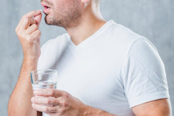 Omeprazol: estudo aponta riscos nutricionais do uso prolongado do medicamento 1 Omeprazol: estudo aponta riscos nutricionais do uso prolongado do medicamento