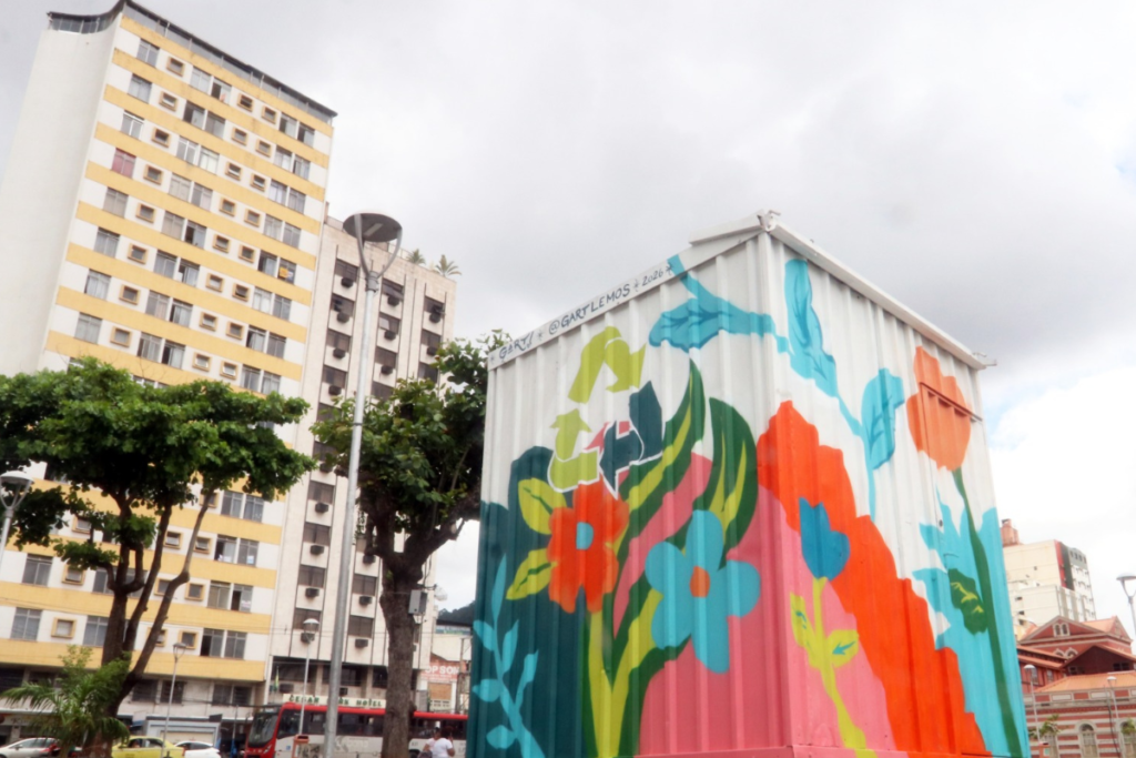 Ponto para descarte adequado de materiais recicláveis é instalado no Centro 2 estacao de lixo 2 felipe couri