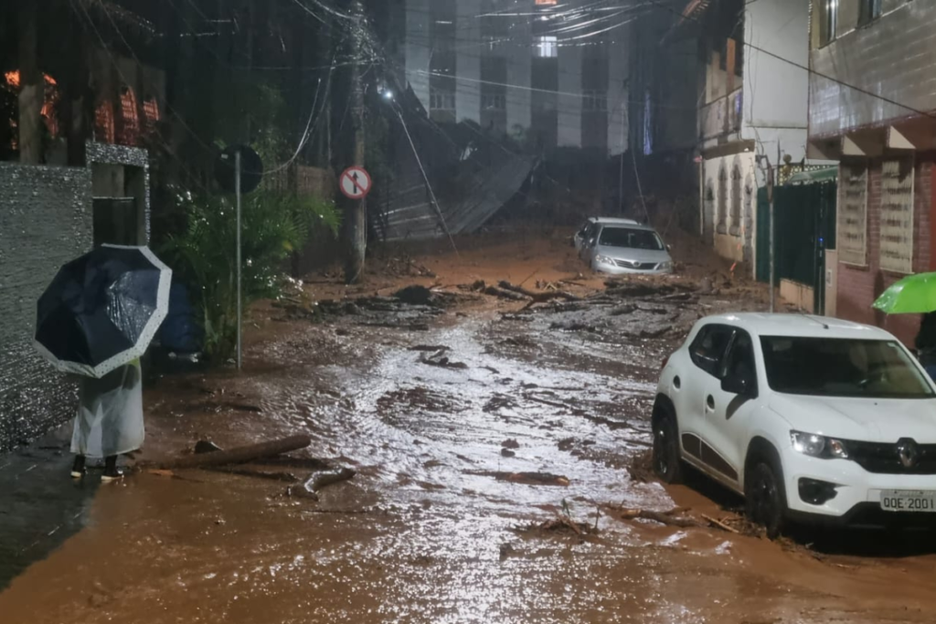 Chuvas deixam 14 mortos em Juiz de Fora e mais de 400 pessoas desabrigadas 1 1200 x 800 9 1