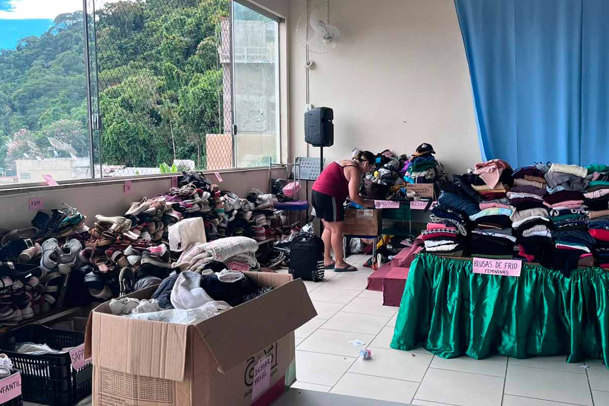 Entre o luto e a solidariedade, escolas acolhem famílias atingidas pelas chuvas 1 Abrigos escola em JF Fernanda Castilho 14