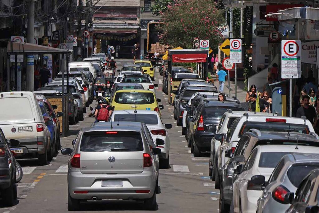 5% das vagas da Área Azul serão reservadas para motos