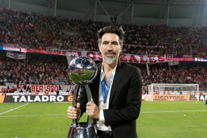 Quem é Eduardo Domínguez, novo técnico confirmado do Atlético-MG 1 'El Barba': Atlético-MG encaminha acordo com técnico atual campeão argentino