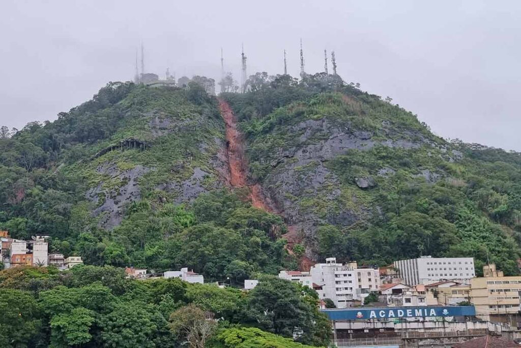 Chuvas Morro do Cristo deslizamento Leonardo Costa