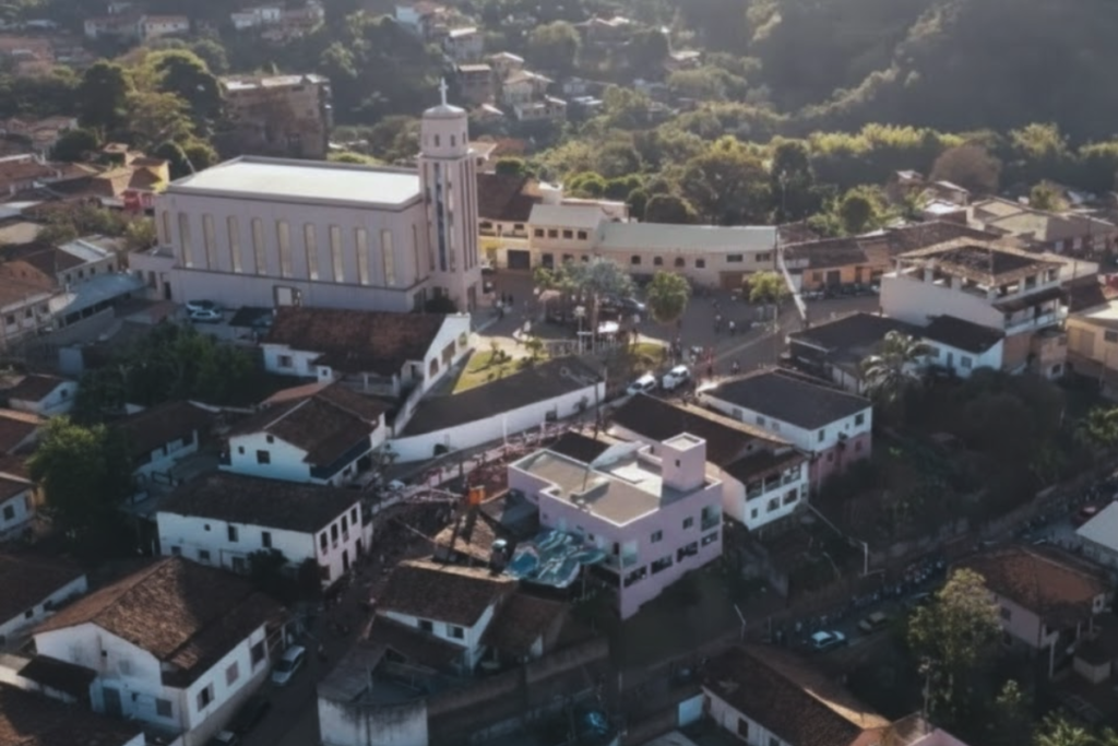 Cidade mineira com 3 mil habitantes oferece vagas com salários de até R$ 18 mil 1 processo seletivo-vagas-concurso-minas gerais-morro do pilar