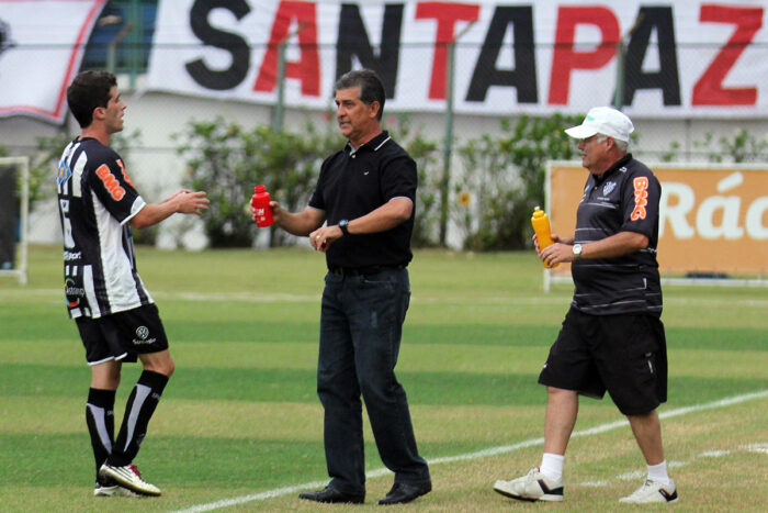 Corinthians acerta a contratação de técnico campeão da Série D pelo Tupi 1 Corinthians acerta contratação de campeão da Série D pelo Tupi