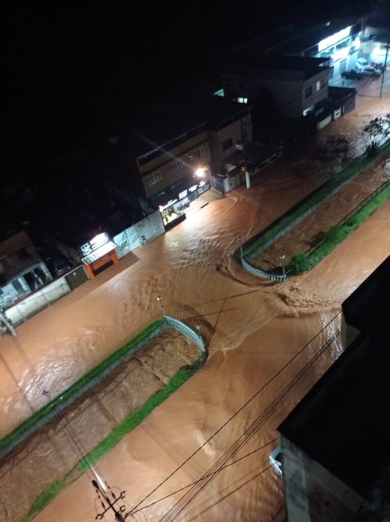 Juiz de Fora volta a registrar chuvas intensas na noite desta segunda 1 WhatsApp Image 2026 02 23 at 07.24.46