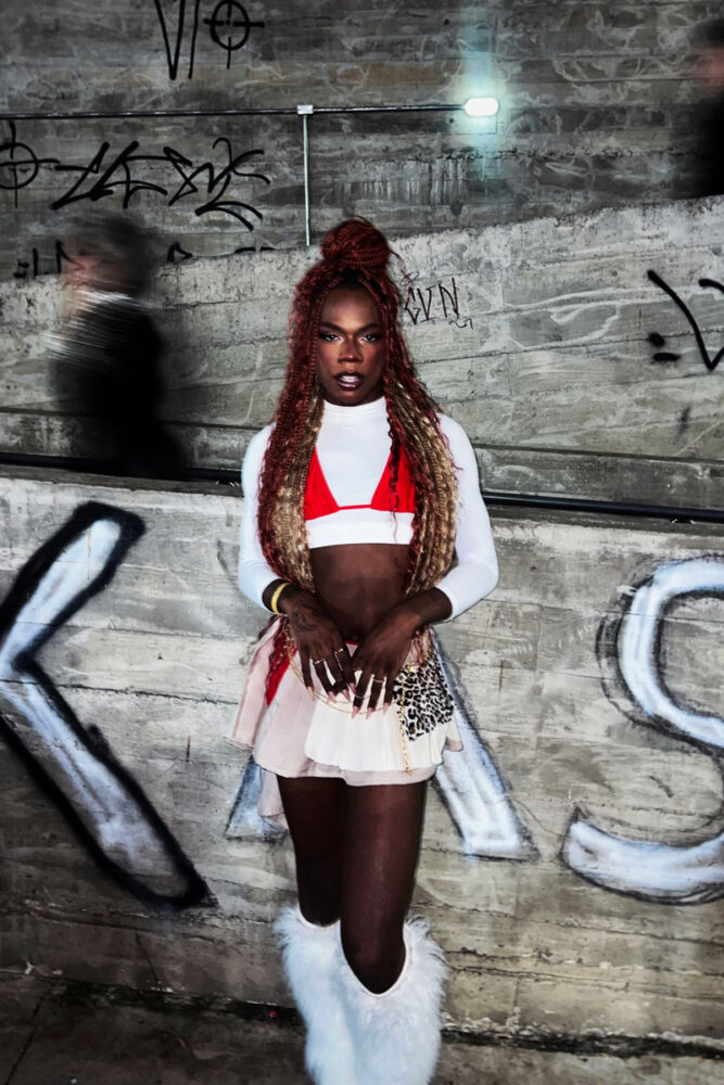 Conheça Belisa Canutto: no chocalho da Tuiuti, dançando k-pop e ballroom 3 belisa canutto