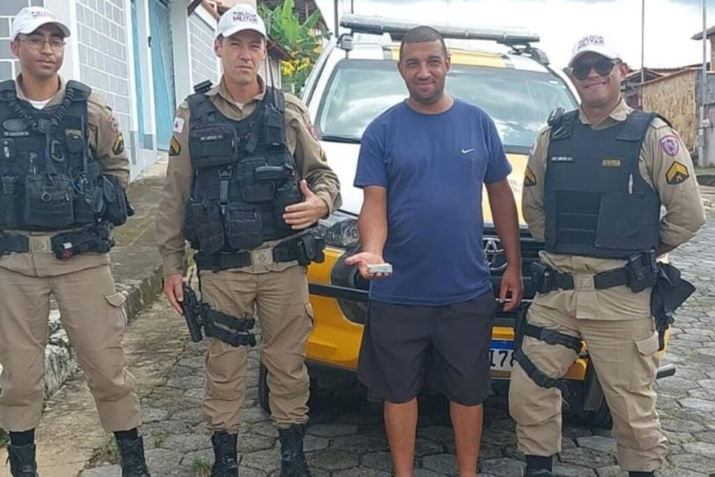 Homem recupera R$ 5 mil perdidos em rodovia após anúncio em redes sociais