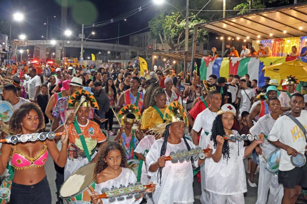 Encantos da Vila foi desclassificada do desfile das escolas de samba por atraso, afirma Liesjuf