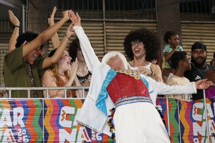 FOTOS E VÍDEOS: Desfile das escolas de samba retoma carnaval em Juiz de Fora após dois anos 2 escolas de samba jf