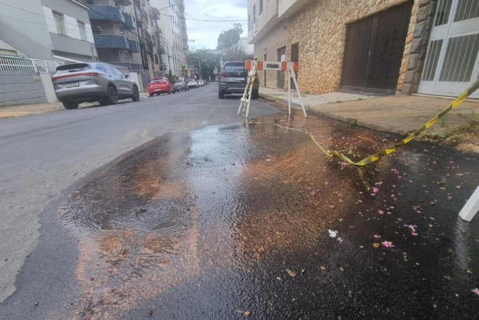 vazamento agua tiete
