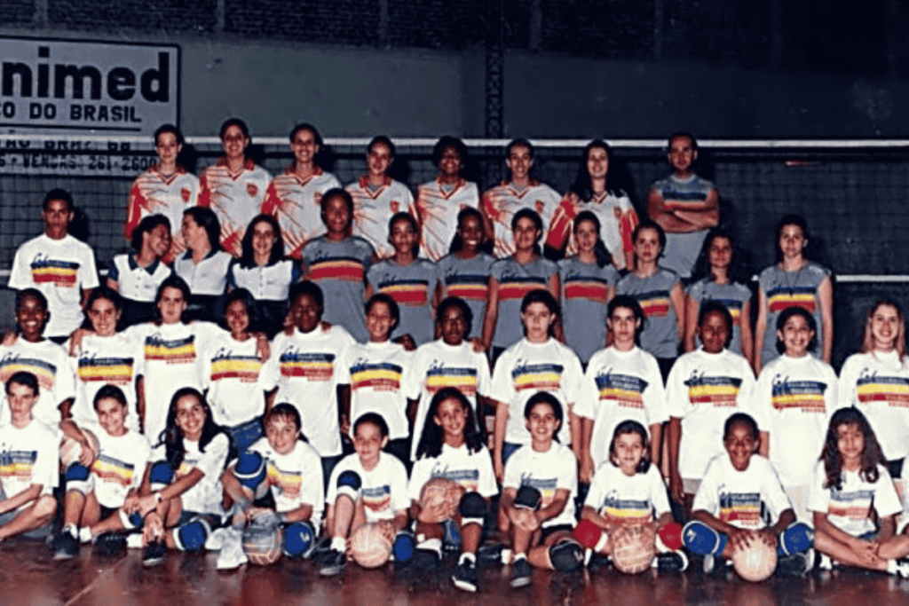 Projeto Valentinas reforça papel do vôlei na formação de meninas em São João Nepomuceno 4 valentinas vôlei