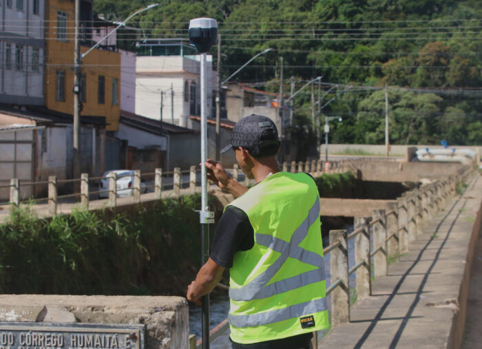 Empresa inicia vistoria para obra no Córrego Humaitá; Prefeitura garante canteiro de obras ainda em março 1 BAIRRO INDUSTRIAL VISTORIA E MEDICAO FELIPE COURI 5.jpg
