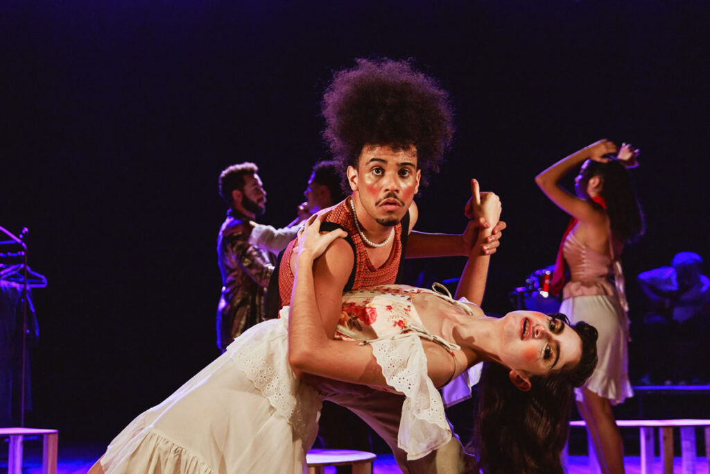 FESTIVAL DE TEATRO
