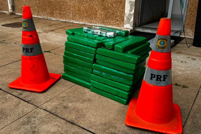 PRF apreende 89 quilos de maconha na BR-267