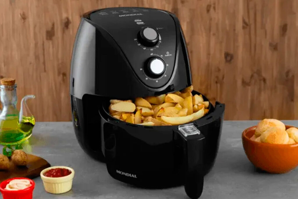 Preparar alimentos na air fryer pode trazer riscos para a saúde? 1 air fryer foto mondial divulgacao