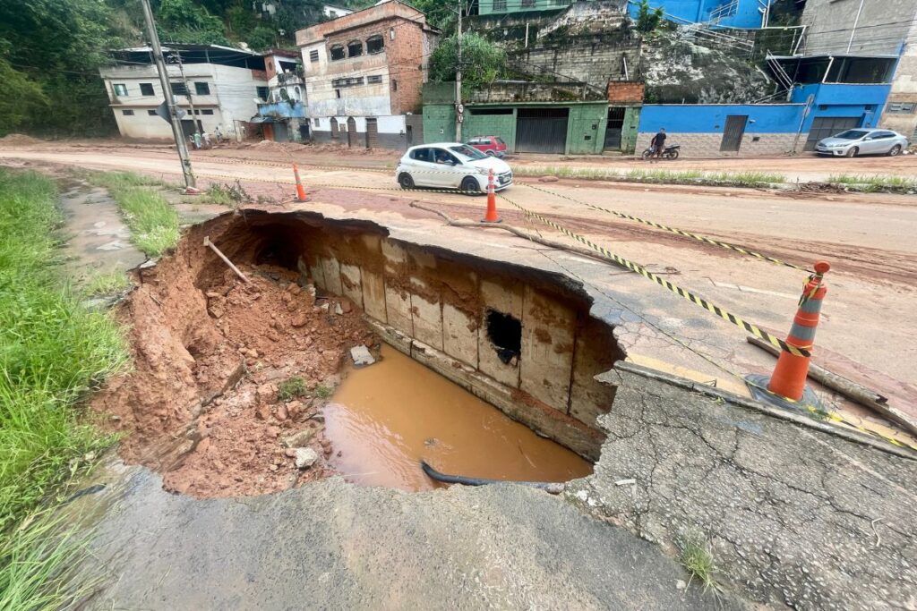 AO VIVO NA ANTENA 1 JUIZ DE FORA: saúde mental feminina, prevenção ao câncer, ações comunitárias em Juiz de Fora após as chuvas e mais: acompanhe o Tribuna no Ar 1 chuva tres moinhos