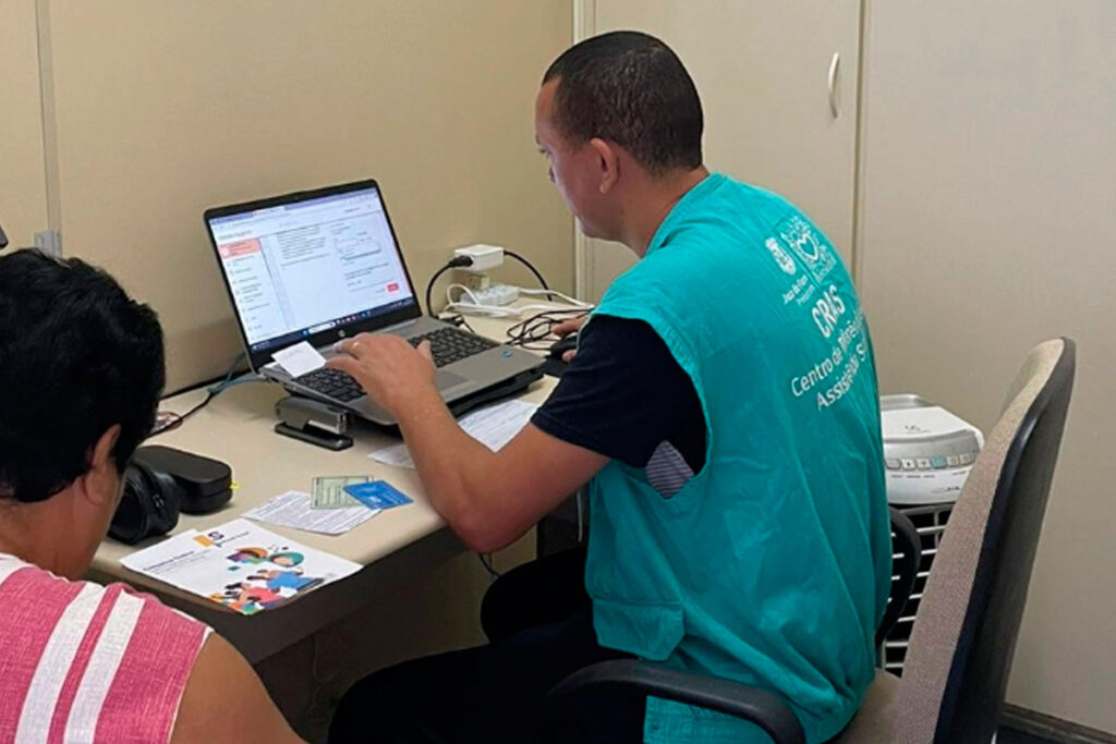 Cras Móvel retoma atendimentos em Juiz de Fora após impactos das chuvas; veja itinerário 1 cras movel foto pjf divulgacao