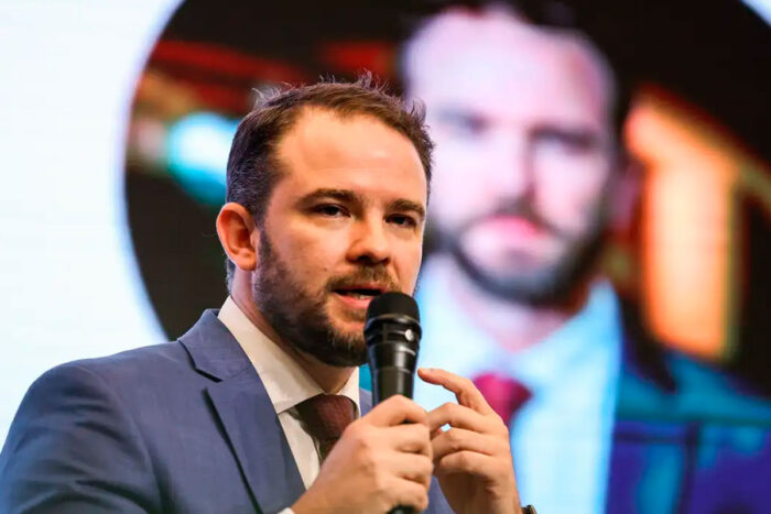 Lula confirma Dario Durigan no Ministério da Fazenda após saída de Haddad 1 Dario Durigan novo ministro da Fazenda