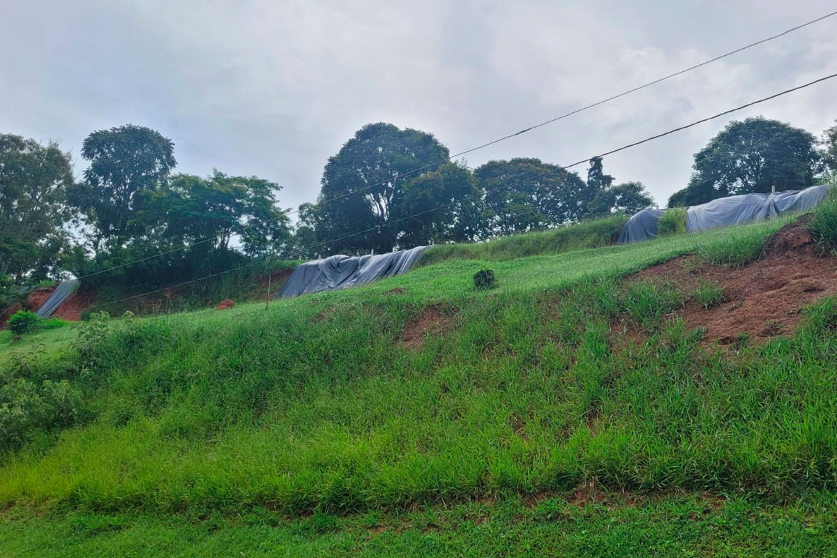 deslizamento-parque-da-saudade-foto-nayara-zanetti deslizamento-parque-da-saudade-foto-nayara-zanetti