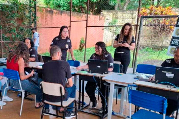 Mutirão emergencial emite carteira de identidade para vítimas das chuvas em Ubá 1 carteira de identidade