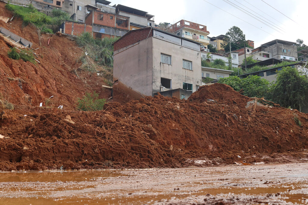 tiguera casas