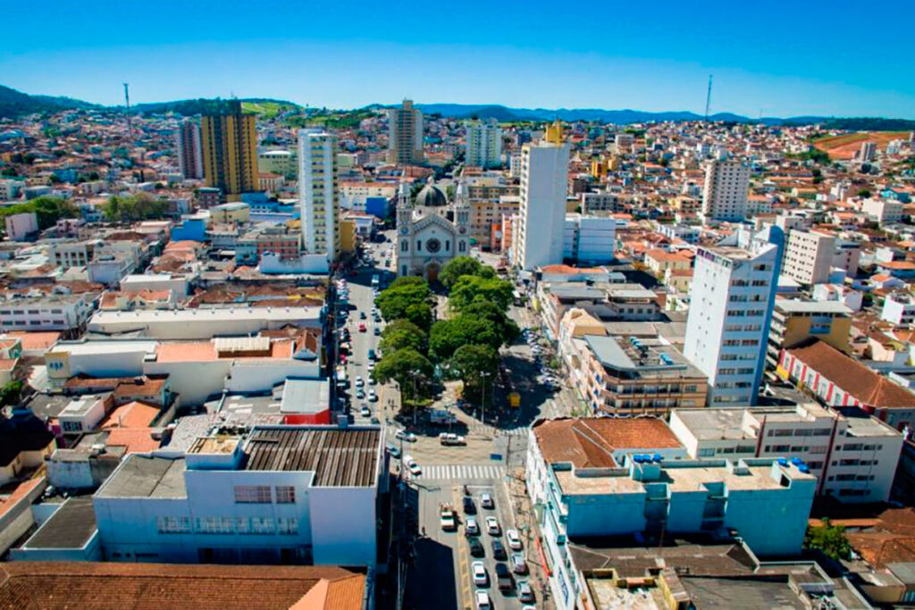 Capital de Minas Gerais é transferida para cidade do Sul do estado nesta terça-feira