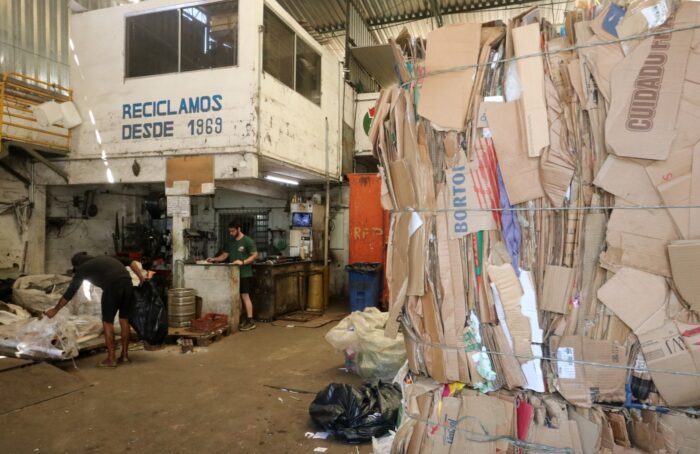 Setor de reciclagem enfrenta incertezas com retirada de galpões do Centro de Juiz de Fora 2 BIOSFERA RECICLAGEM FLORIANO PEIXOTO FELIPE COURI IV