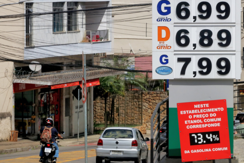 Alta do diesel chega a 24% e pressiona custo de vida do juiz-forano 2 Mesmo com a alta de até 24%, cenário não indica falta de diesel, segundo análise econômica, mas pressiona o custo de vida