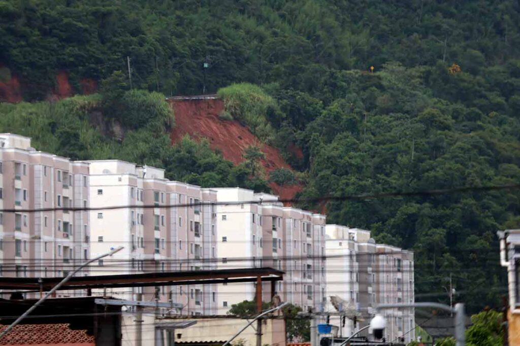 Gentil Forn: PJF envia projeto à Câmara para financiar obras de R$ 91 milhões 1 Gentil Forn: PJF envia projeto à Câmara para financiar obras na estrada