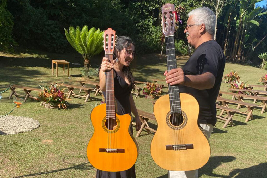 'Lá dó si lar': pai e filha realizam apresentação musical neste domingo 2 apresentação lá dó si lar pai e filha