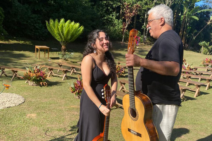 'Lá dó si lar': pai e filha realizam apresentação musical neste domingo 1 apresentação lá dó si lar pai e filha