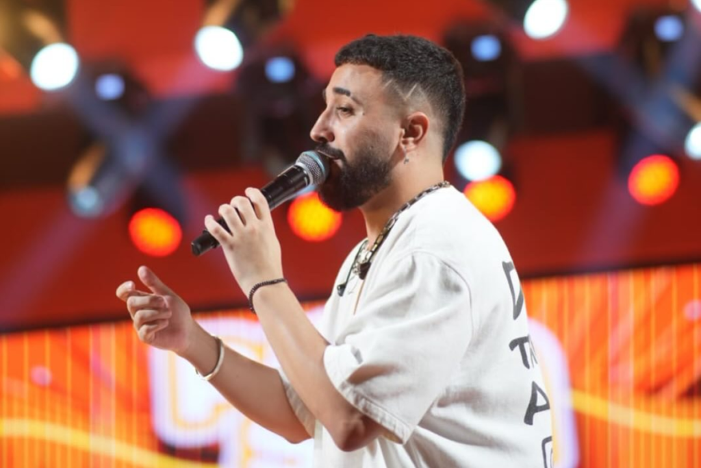 Matheusinho vem a Juiz de Fora neste sábado e fala à Tribuna sobre carreira, internet, pagode e verdade no palco.