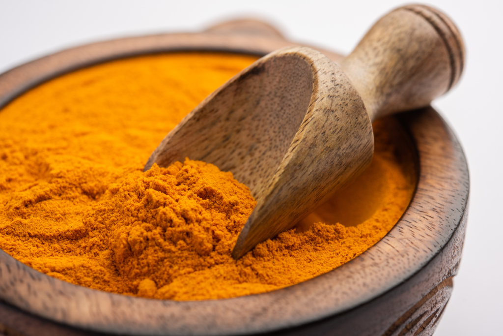 Anvisa atualiza regras para suplementos com cúrcuma e alerta para risco ao fígado 1 curcuma freepik