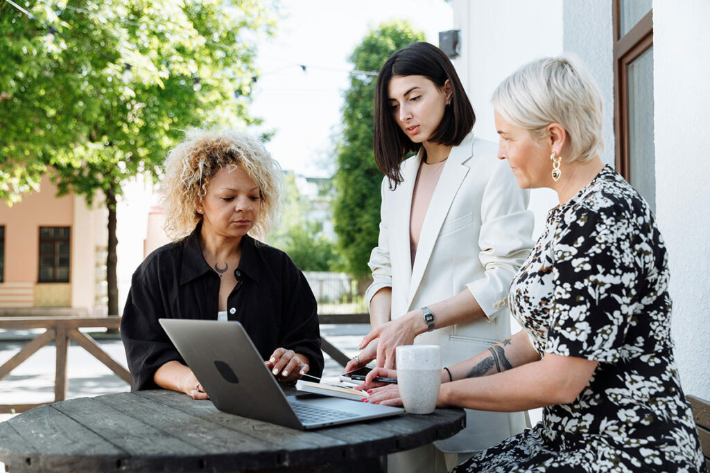 Evento gratuito de empreendedorismo feminino acontece neste domingo