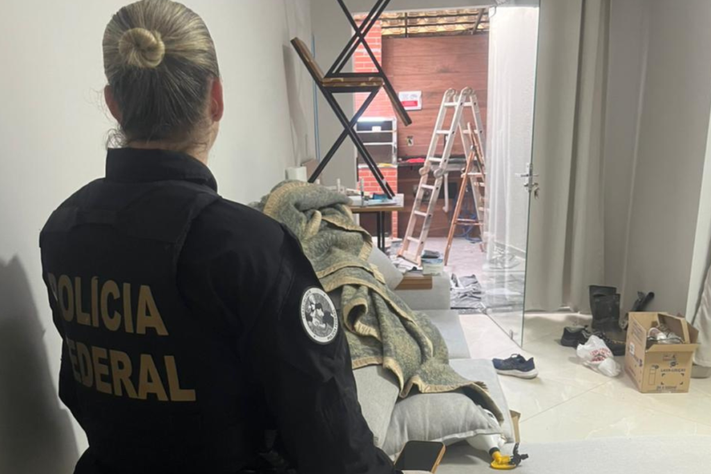Operação nacional contra o abuso sexual infantojuvenil realiza apreensões na Zona da Mata 1 fotos 53