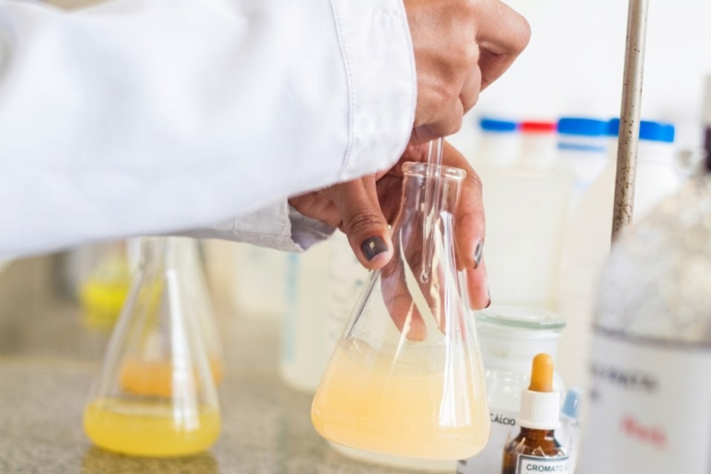 Evento na UFJF debate plantas medicinais e sustentabilidade 1 Evento na UFJF reúne pesquisadores para debater plantas medicinais e sustentabilidade de 9 a 13 de junho na Faculdade de Farmácia