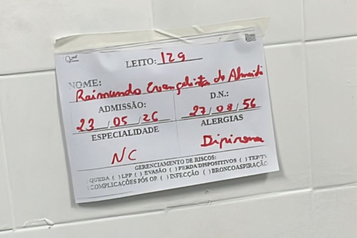 Morte de idoso com alergia à dipirona no HPS é investigada após denúncia da família 2 Idoso morreu no HPS após supostamente receber dipirona, medicamento ao qual tinha alergia registrada. Prefeitura investiga o caso.