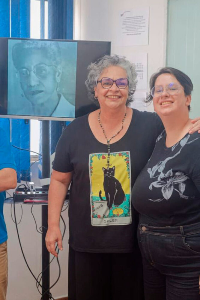 Livro infantil para colorir conta história da educadora juiz-forana Áurea Bicalho 2 áurea bicalho