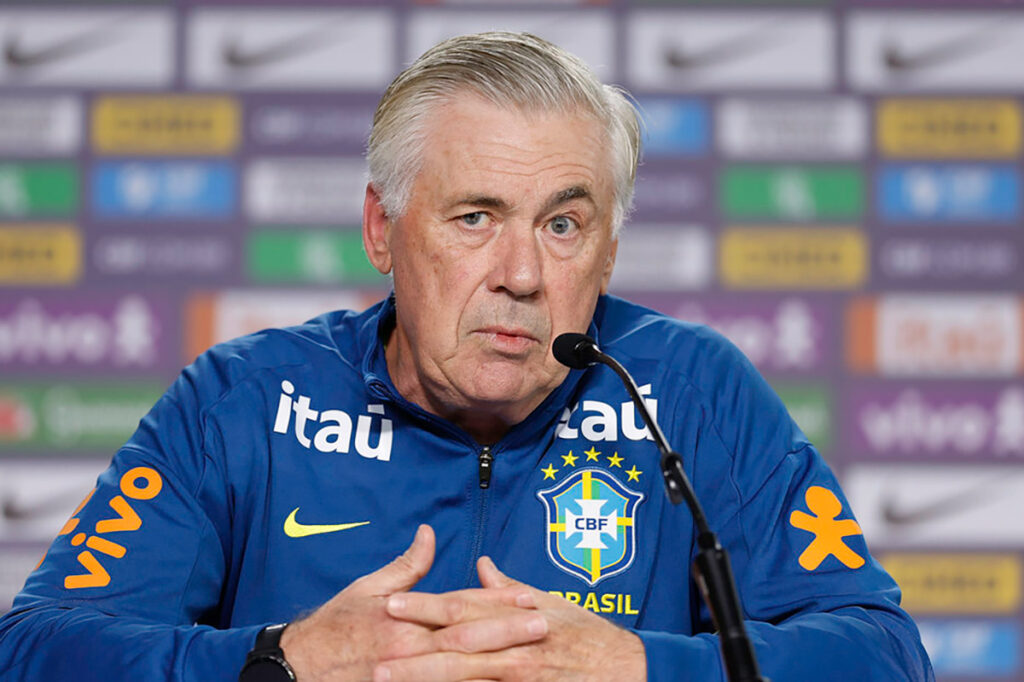 Brasileiro vira lateral por acaso, torna-se capitão na Europa, recusa defender a Holanda e agora está convocado para a seleção brasileira