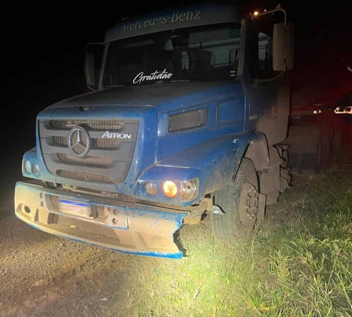 Ultrapassagem em local proibido termina em colisão frontal na MG-270
