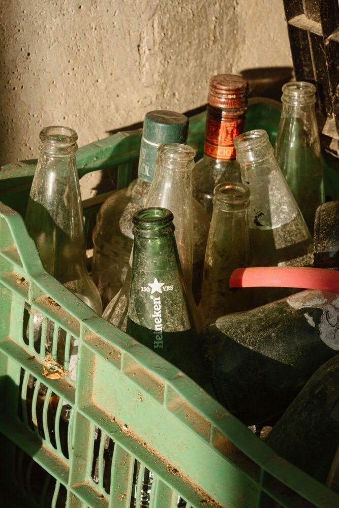 Empresa de reciclagem de vidros encerra atividades e impacta setor em Juiz de Fora 1 pexels ansiveg 503041838 36031729