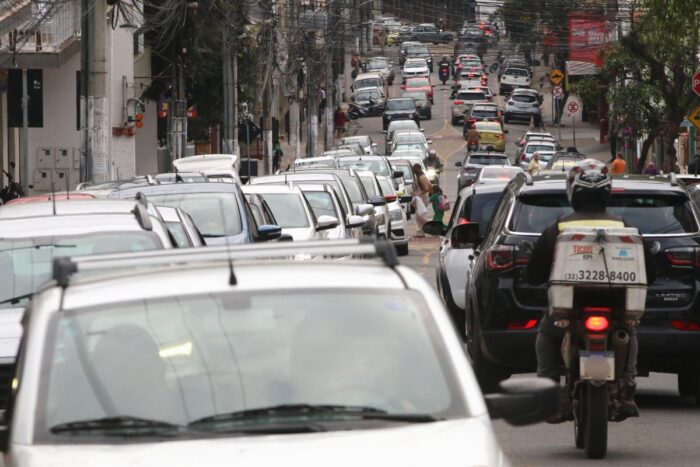 Interdição da Gentil Forn e de outras vias expõe desafios da mobilidade urbana em Juiz de Fora