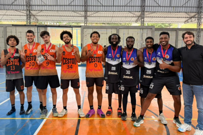 Juiz de Fora sedia primeira etapa do Campeonato Mineiro de Basquete 3x3 1 Juiz de Fora sediou a 1ª etapa do Campeonato Mineiro de Basquete 3x3 no Clube Cascatinha, com equipes de todo o estado disputando o título.