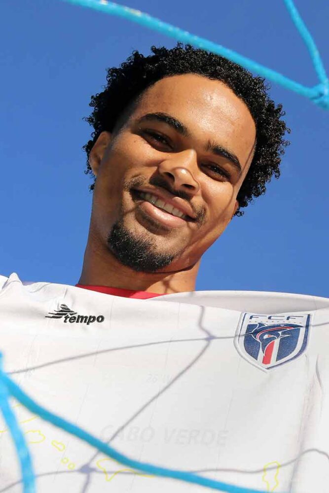 Estudante cabo-verdiano acompanha de Juiz de Fora campanha histórica do país na Copa 2 CABO VERDIANO FELIPE COURI 9