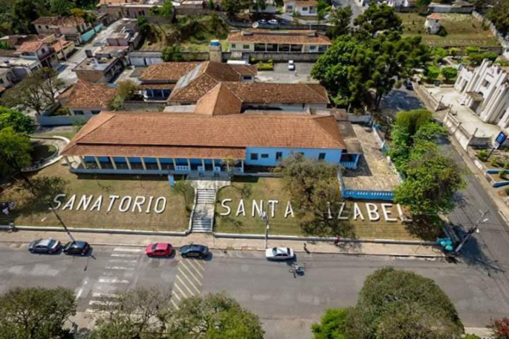 Fhemig abre seleção com salários de até R$ 13 mil em Belo Horizonte 1 FHEMIG abre seleção com vagas para médicos especialistas e técnicos em MG; salários chegam a R$ 13 mil e inscrições encerram em 15 de junho.