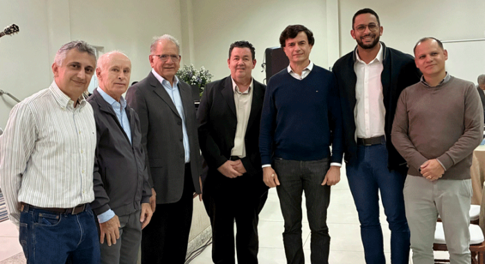 Coluna Cesar Romero – 28 e 29 de junho de 2026 11 JF POR AI Jantar empresarial Vicosa 250626 CR